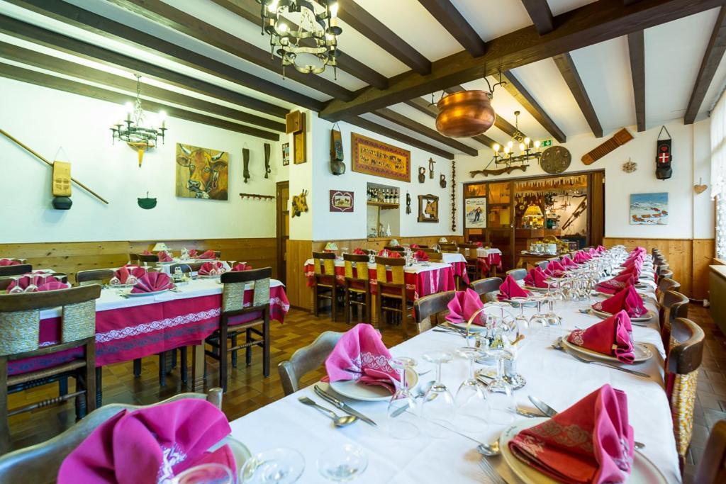 Hotel Des Alpes Brides-les-Bains Bagian luar foto