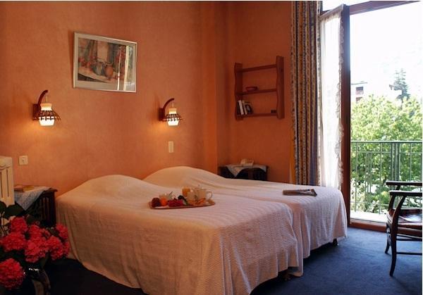 Hotel Des Alpes Brides-les-Bains Ruang foto