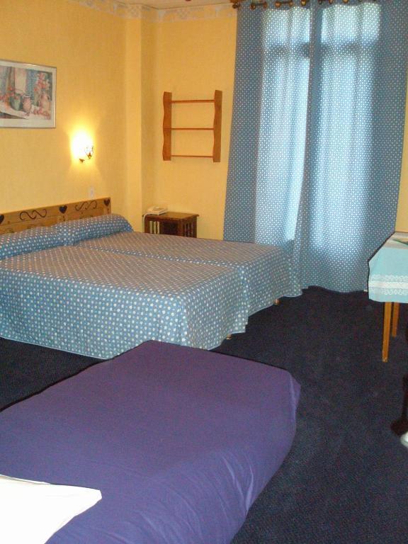Hotel Des Alpes Brides-les-Bains Ruang foto