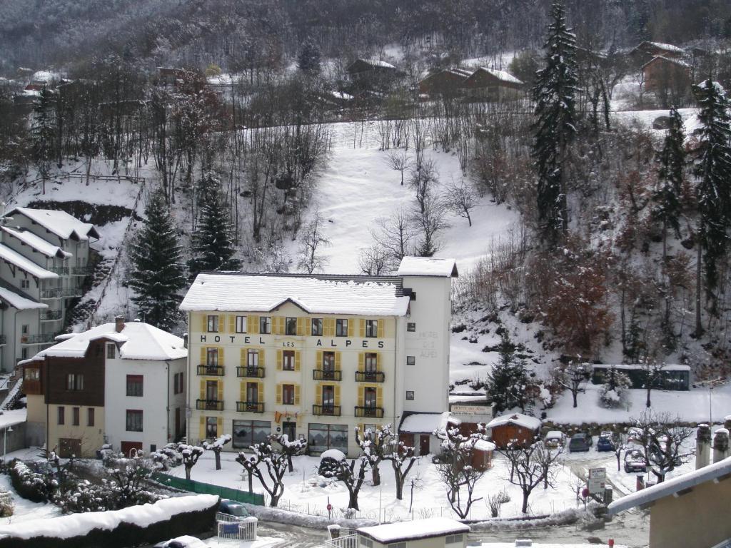 Hotel Des Alpes Brides-les-Bains Bagian luar foto