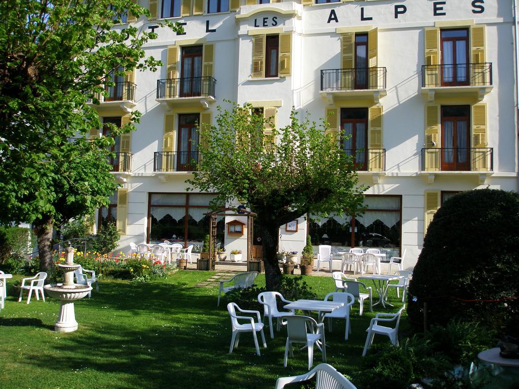 Hotel Des Alpes Brides-les-Bains Bagian luar foto
